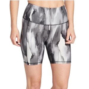 🔴 NWT Calia by Carrie Underwood Energize High Rise Bike Short